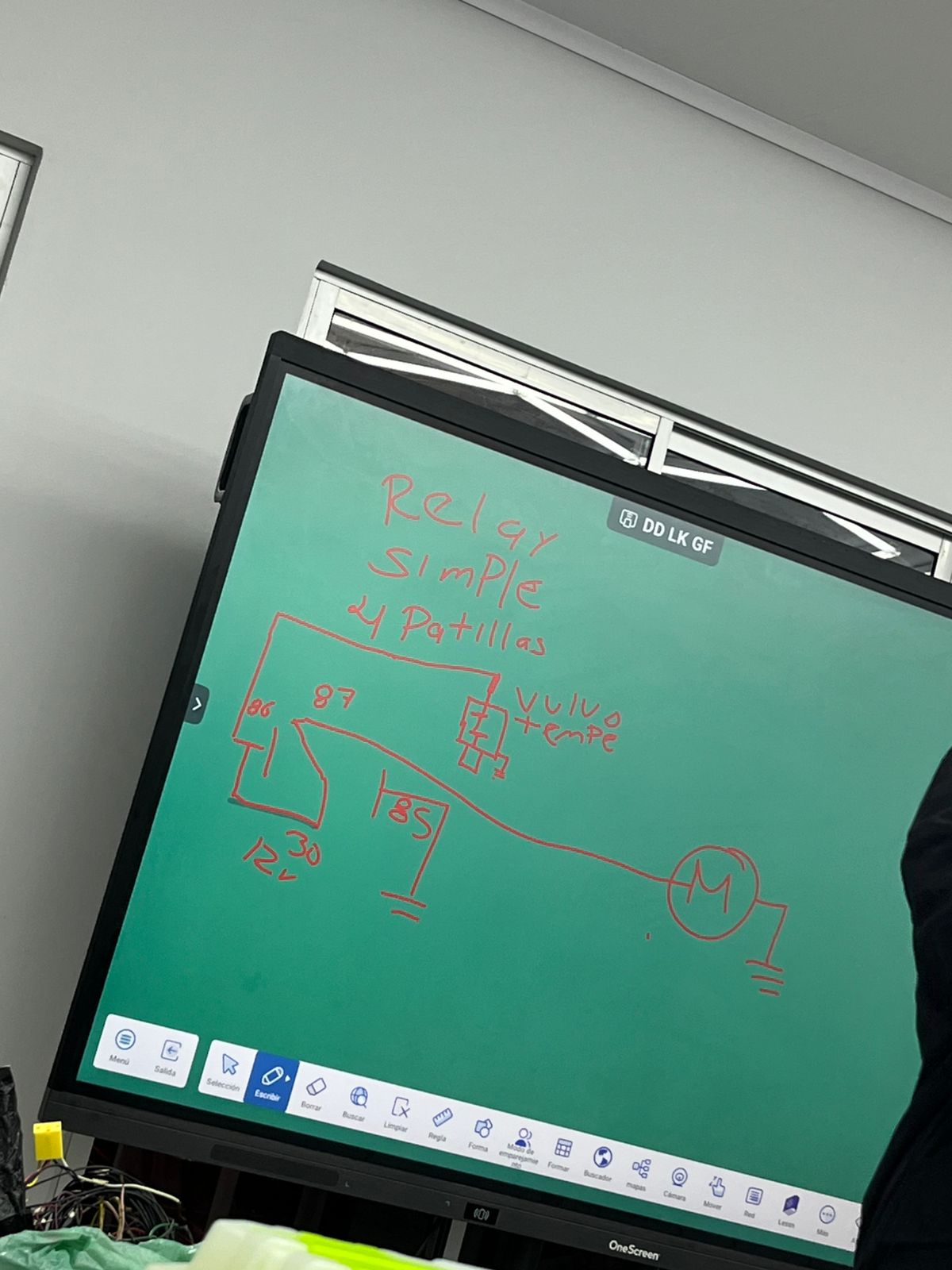 Evidencia 8 - Fundamentos de Electricidad I
